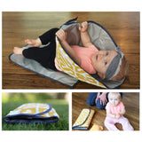 Baby Mat-  Matelas à Langer "Mains Propres" 3 en 1 Accessoires Bébé Jaune - Parents Sereins