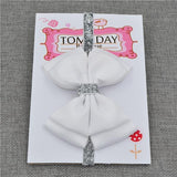 Bandeau Élastique Noeud Papillon Accessoires Enfant Blanc / Taille Unique - Parents Sereins