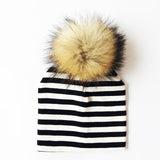 BEABY - Bonnet avec Pompon pour Bébé Accessoires Enfant Rayé - Pompon Foncé - Parents Sereins