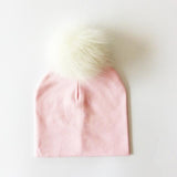 BEABY - Bonnet avec Pompon pour Bébé Accessoires Enfant Rose Clair - Pompon Blanc - Parents Sereins